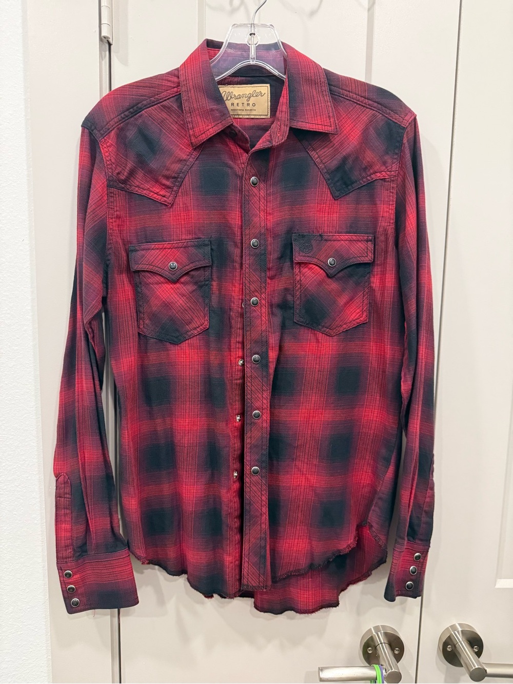 Wrangler Retro Women’s Red Plaid Western Shirt